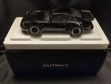 AUTOart 1/18 포르쉐 911 (930) 터보 블랙버드 78156