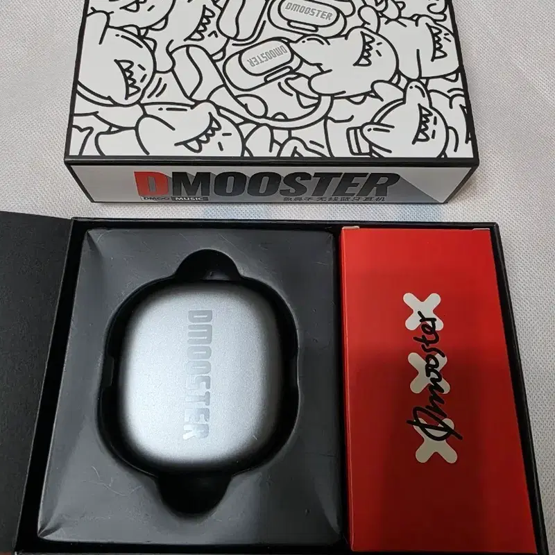 DMOOSTER 디무스터 무선 이어폰 풀박스(새상품)