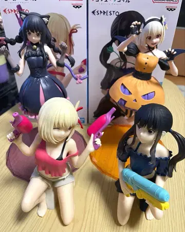 리코리스 리코일 피규어 이노우에 타키나 니시키기 치사토 세트