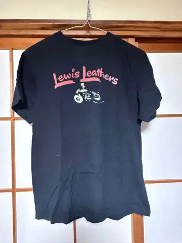Lewis Leathers 루이스 레더 T셔츠 size S