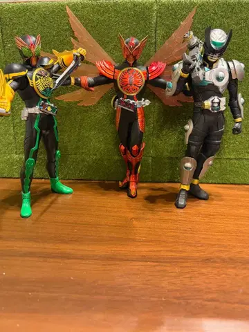 DXF 가면라이더 오즈, 타쟈돌, 버스 3체 세트