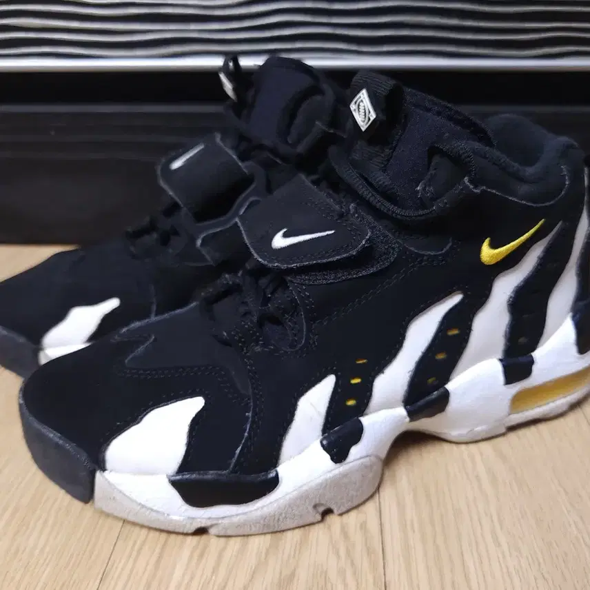 nike ナイキ エアDTマックス96スニーカー225mm