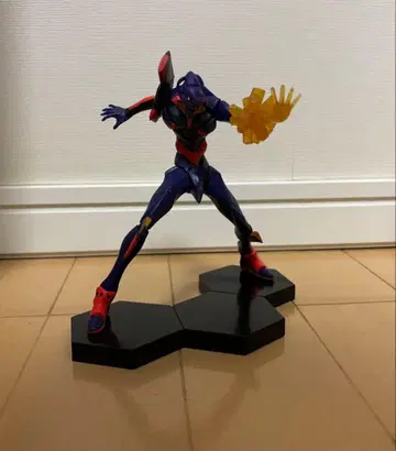 에반게리온 초호기 각성 형태 피규어