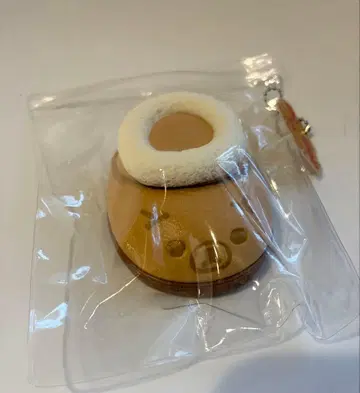 리락쿠마 스퀴즈 어그 부츠