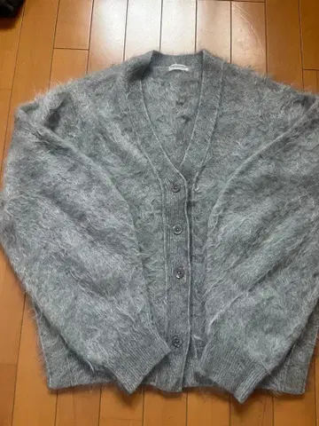 ESSENCE OF LUXURY 그레이 가디건 캐시미어 100%