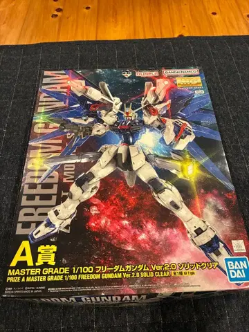 MG 1/100 프리덤 건담 Ver.2.0 솔리드 클리어 제일복권