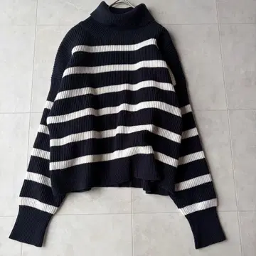 스픽 앤 스팬 굵은 보더 하이넥 리브 니트 네이비 F 울 혼방