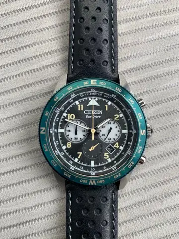 CITIZEN Eco-Drive 크로노그래프 손목시계 CA4558-16E