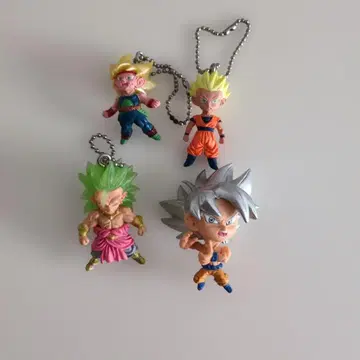 드래곤볼 가챠가챠 키링 브로리 고쿠