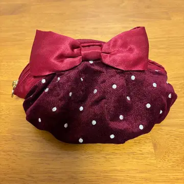 메종 드 플뢰르 Maison de FLEUR 도트 자수 빅 리본 파우치