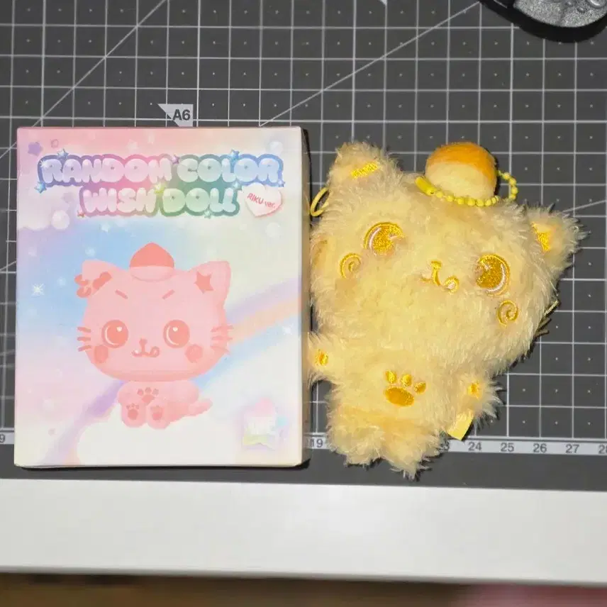 NCT WISH Random Color Wish Doll Pink Riku Kuri on Bunjang Global Site.