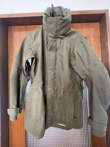 네덜란드군 고어텍스 자켓 카린시아 s
