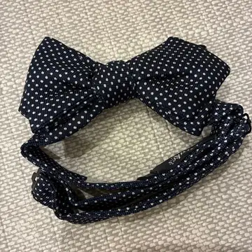 드레익스 넥타이 도트 무늬 네이비 화이트