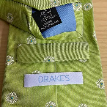 드레익스 넥타이