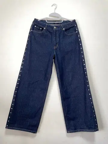 AFB SUPER BAGGY STUDDED PANTS