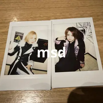 DIAURA 폴라로이드