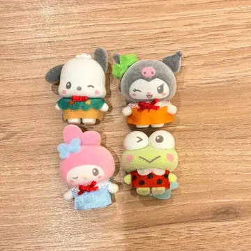 푸치토모 산리오 4개 세트