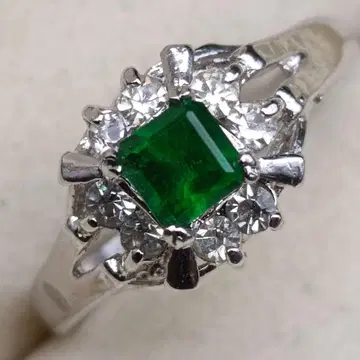 12.5호 비취의 빛 에메랄드 스톤의 우아한 반지