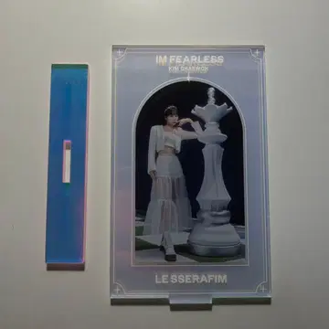 LE SSERAFIM 르세라핌 채원 아크릴 스탠드 FEARLESS