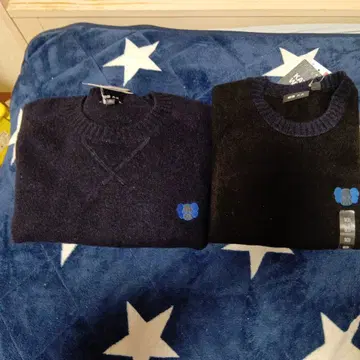 유니클로 x KAWS 콜라보 세트 새상품