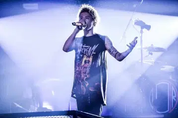 Something to Scream About 90년대 Taka 티셔츠