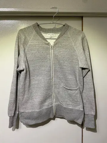 스튜디오 다치산 맨투맨 풀 지퍼 자켓