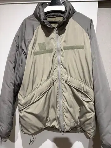 [ 정가 4만 엔 ] ARMYTWILL 레벨 7 밀리터리 다운