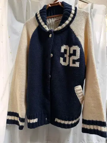 Right-on 코위찬 니트 바시티 자켓