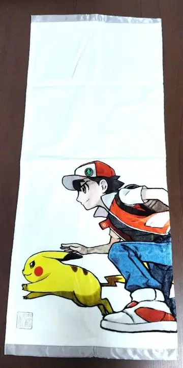 포켓몬 센터 페이스 타월 피카츄와 레드