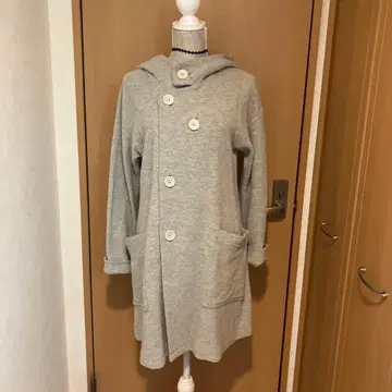 크레센트 듀오의 더플 코트