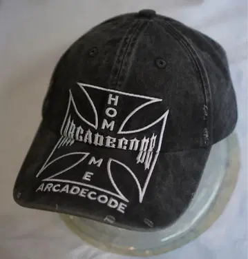 새상품 UNDERGROUND 아이언 크로스 자수 CAP BLACK