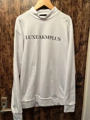 LUXEAKMPLUS 럭스 에이케이엠 플러스 모크넥 긴팔 골프웨어