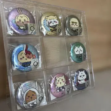 치이카와 x 히로아카 캔 배지 8종