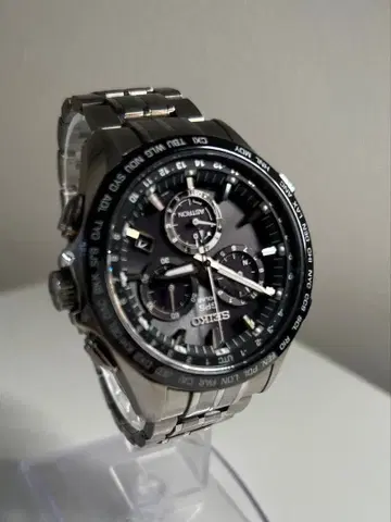 seiko 아스트론 8X82-0AB0 티타늄 데이트 블랙 다이얼 남성용