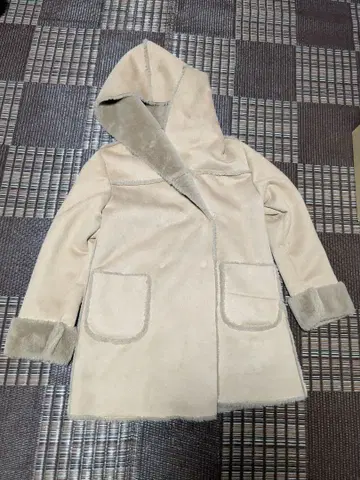 DaTuRa 무스탕 코트 ( 프리 사이즈 )