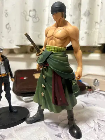 원피스 조로 트리팔가 로우 피규어 세트 판매