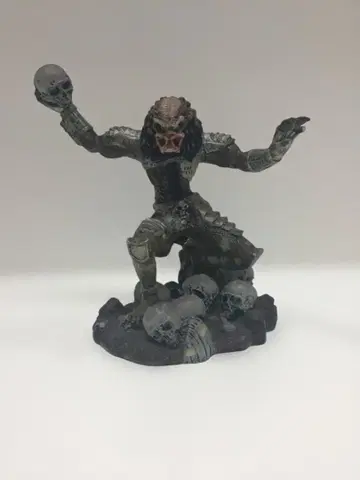 [ OY ] 프레데터 피규어 스컬 포함 약 30cm