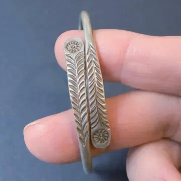 [ 전통 각인 ] 카렌족 실버 랩 뱅글 리프 디자인 고순도
