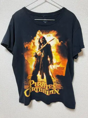 캐리비안의 해적 잭 스패로우 티셔츠