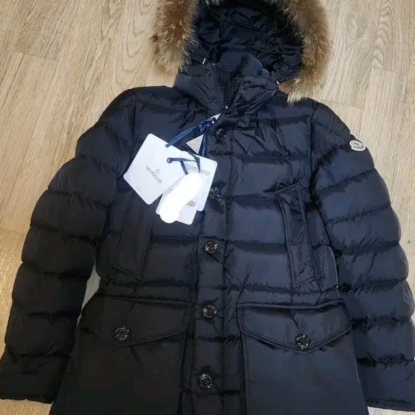 몽클레르 [정품] 몽클레어 클루니 패딩 블랙 3 새상품 한정판 사진 2