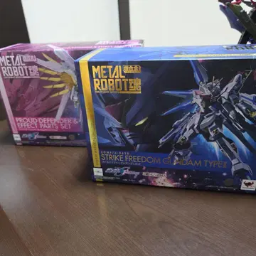 메탈 로봇혼 스트라이크 프리덤 이식+프라우드 디펜더 세트