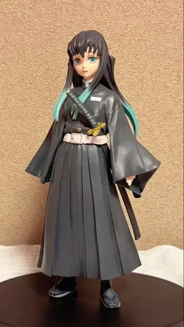 귀멸의 칼날 토키토 무이치로 피규어