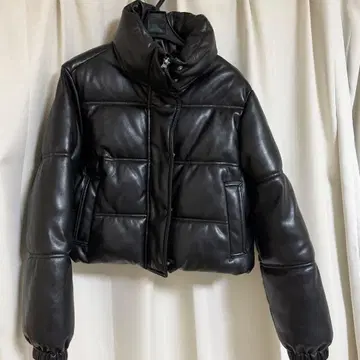 GAP 블랙 인조 가죽 숏 기장 다운 자켓 XXS