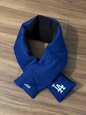 LA 로스앤젤레스 다저스 머플러 인필더 디자인