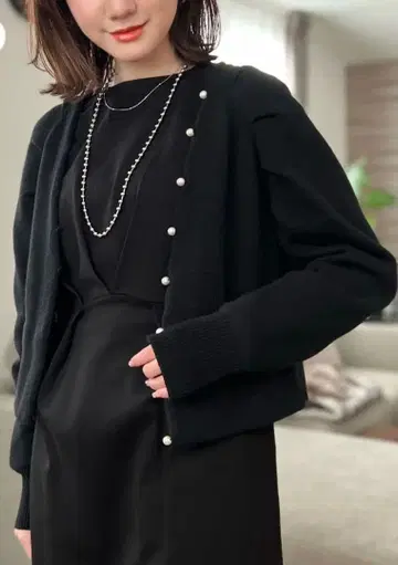 메종 에셸 블랙 가디건