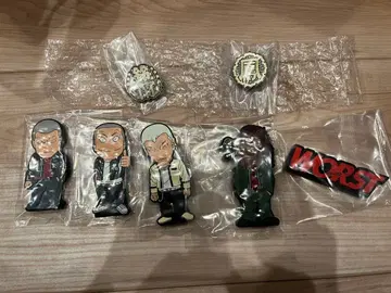 제일복권 크로우즈 학교 휘장 배지 & 러버 스탠드