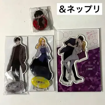 밟거나, 차거나, 사랑하거나 아크릴 스탠드 4점 & 네프 프린트 17장