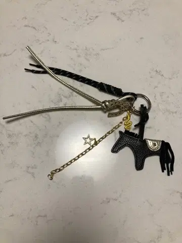 말 모양 가죽 키링