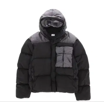 CP 컴퍼니 다운 자켓