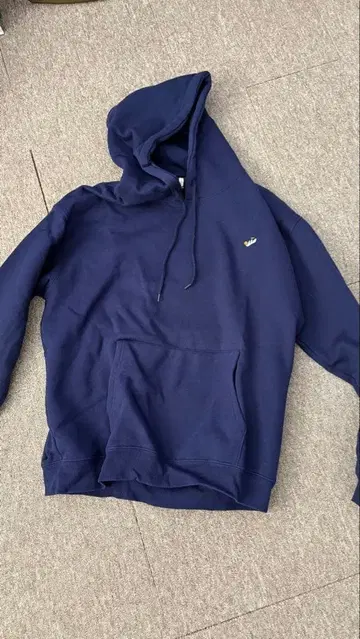 TOKAI ONAIR 시바흐 네이비 후드티